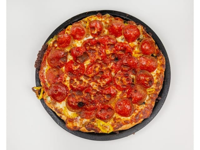 7in Deluxe Pizza.
